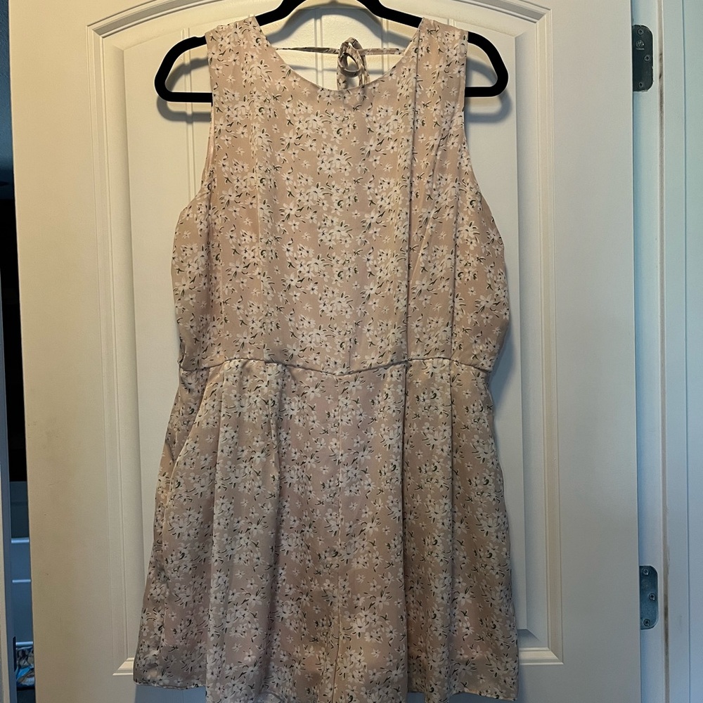 XL ADORABLE pink floral romper